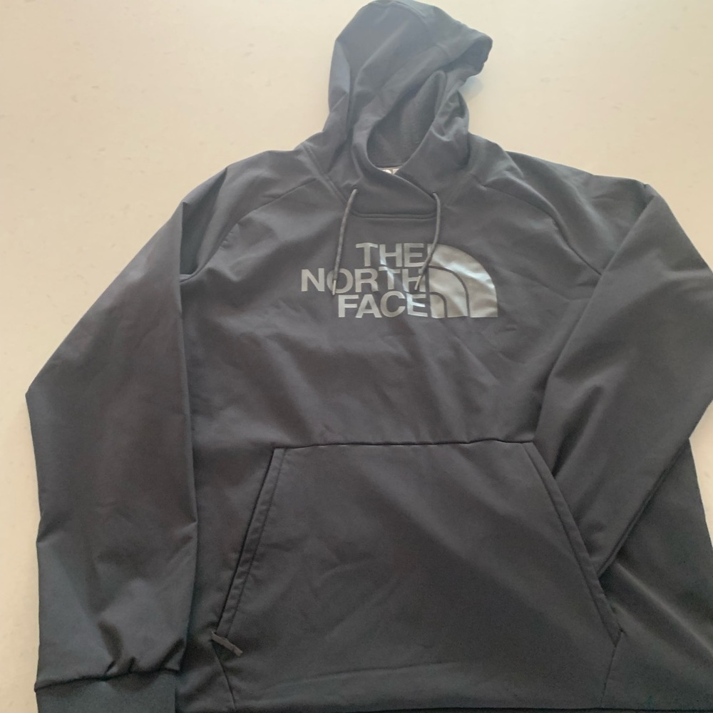 Mens XL water resistant North Face hoodie